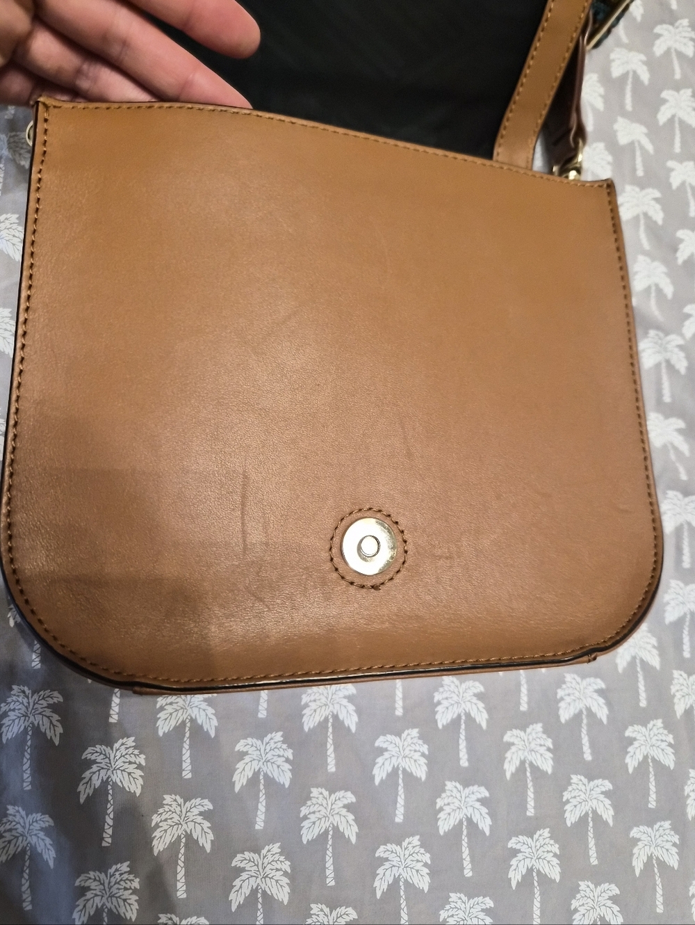 Leather Crossbody Saddle Bag - Picture 4 of 8